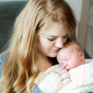 Meet your Posher, Caitlin